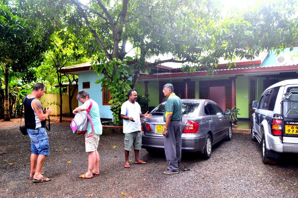 Llt Tourist Inn And Safari Jeep Wilpattu Nationalpark Exterior foto
